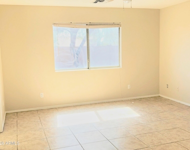 16023 W Williams Street - Photo Thumbnail 6