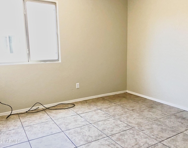 16023 W Williams Street - Photo Thumbnail 10