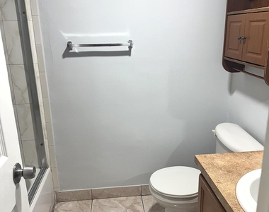 2800 Nw 55th Avenue - Photo Thumbnail 4