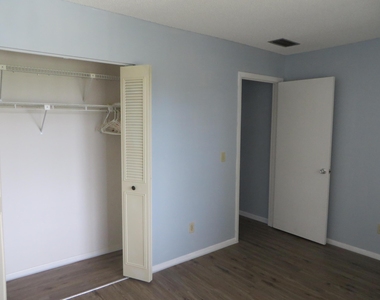 37 Vista Gardens Trail - Photo Thumbnail 12