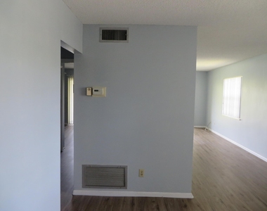 37 Vista Gardens Trail - Photo Thumbnail 9