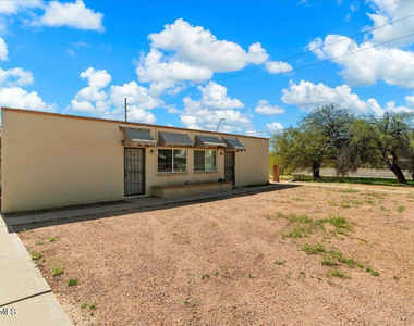 1333 W 5th Street - Photo Thumbnail 1