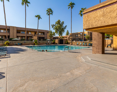 3535 W Tierra Buena Lane - Photo Thumbnail 6