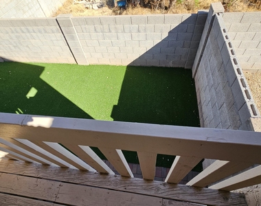 921 S Val Vista Drive - Photo Thumbnail 12