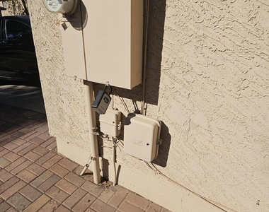 921 S Val Vista Drive - Photo Thumbnail 21