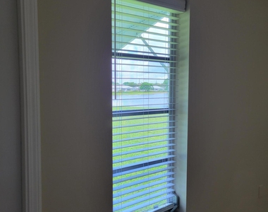 14339 Canalview Drive - Photo Thumbnail 12