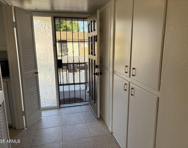 4701 N 68th Street - Photo Thumbnail 2