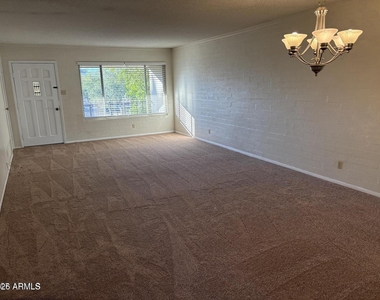 4701 N 68th Street - Photo Thumbnail 5