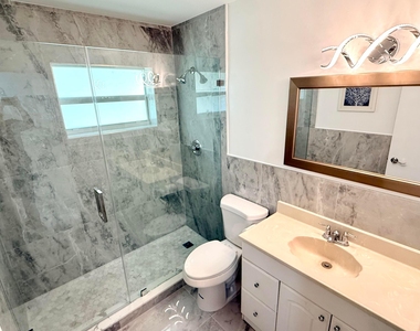 118 Se 10th Court - Photo Thumbnail 6