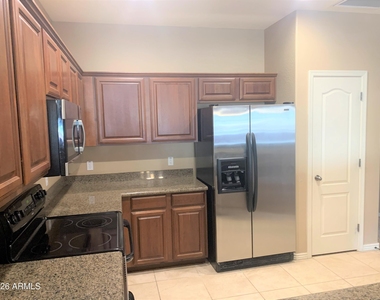 7726 E Baseline Road - Photo Thumbnail 4