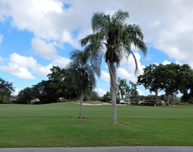 225 Old Meadow Way - Photo Thumbnail 12