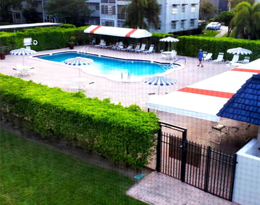 7897 Golf Circle Drive - Photo Thumbnail 3