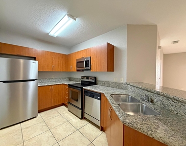 132 Sw Peacock Boulevard - Photo Thumbnail 7