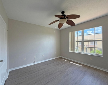 132 Sw Peacock Boulevard - Photo Thumbnail 10