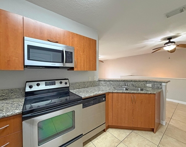 132 Sw Peacock Boulevard - Photo Thumbnail 8