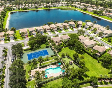 6544 Adriatic Way - Photo Thumbnail 24