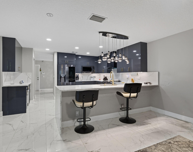 6544 Adriatic Way - Photo Thumbnail 2