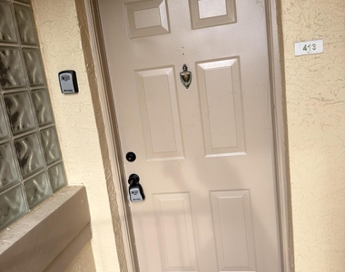 2080 Greenview Shores Boulevard - Photo Thumbnail 20