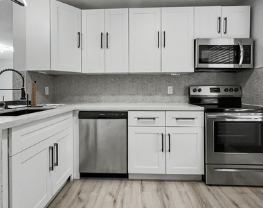 378 Nw 2nd Way - Photo Thumbnail 4