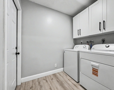 378 Nw 2nd Way - Photo Thumbnail 9