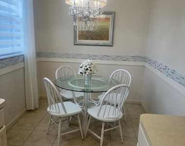8133 Mulligan Circle - Photo Thumbnail 4