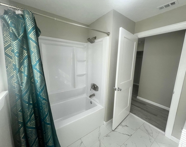 46 Sedgwick Trail - Photo Thumbnail 16