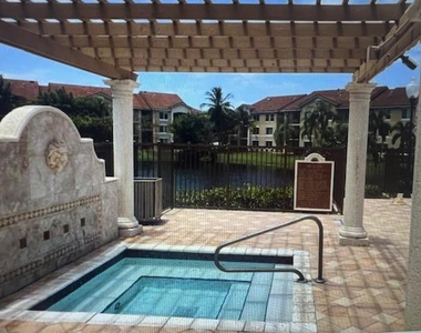 201 Villa Circle - Photo Thumbnail 10