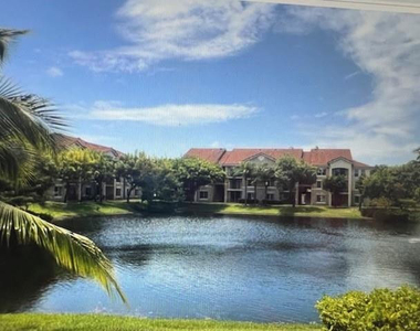 201 Villa Circle - Photo Thumbnail 11