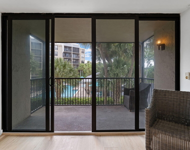 20 Royal Palm Way - Photo Thumbnail 21