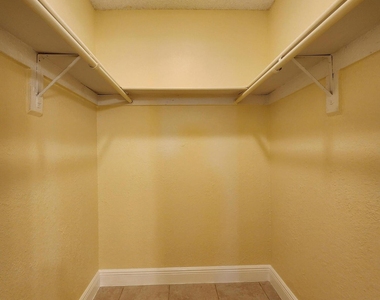 4471 Sw 54th Court - Photo Thumbnail 11