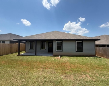2932 Firefly Drive - Photo Thumbnail 17