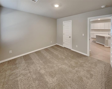 2932 Firefly Drive - Photo Thumbnail 13