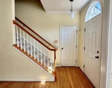 255 Horizon Circle - Photo Thumbnail 2