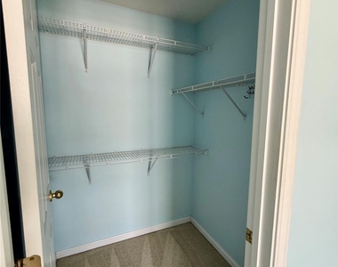 255 Horizon Circle - Photo Thumbnail 12