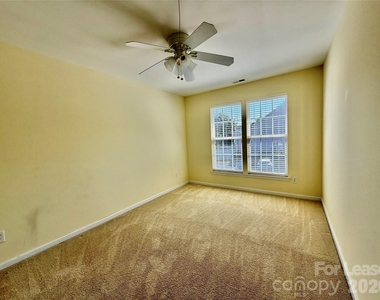 255 Horizon Circle - Photo Thumbnail 16