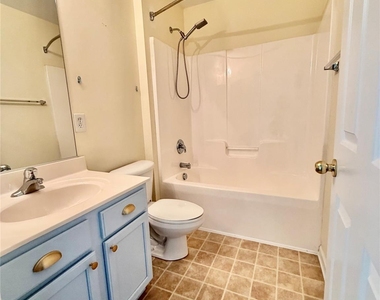 255 Horizon Circle - Photo Thumbnail 20