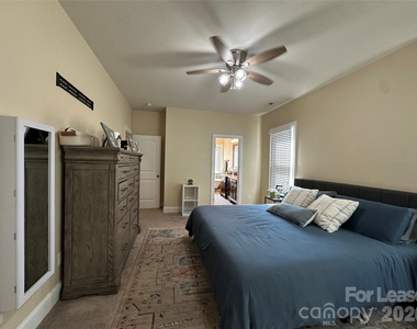 819 Stargard Court - Photo Thumbnail 20