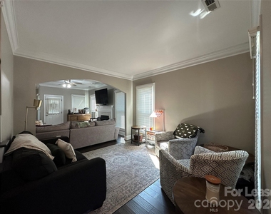 819 Stargard Court - Photo Thumbnail 17
