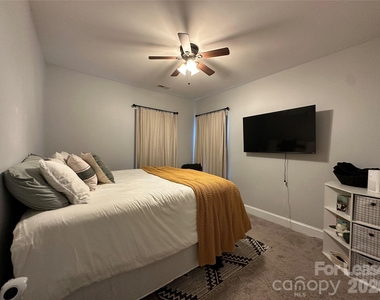 819 Stargard Court - Photo Thumbnail 28