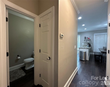 819 Stargard Court - Photo Thumbnail 6