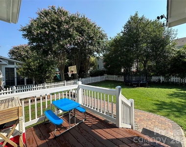 819 Stargard Court - Photo Thumbnail 40