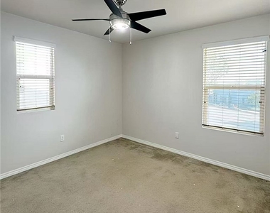 552 Calle Estrella - Photo Thumbnail 7