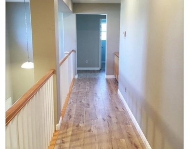5779 Cairo Court - Photo Thumbnail 9