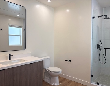4121 Lafayette Place - Photo Thumbnail 9