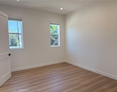 4121 Lafayette Place - Photo Thumbnail 4