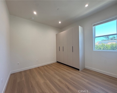 4121 Lafayette Place - Photo Thumbnail 18