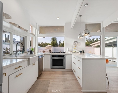 17042 Lisette - Photo Thumbnail 4