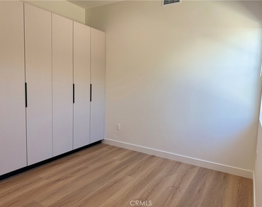 4121 Lafayette Place - Photo Thumbnail 8