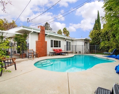 5352 Geyser Avenue - Photo Thumbnail 16