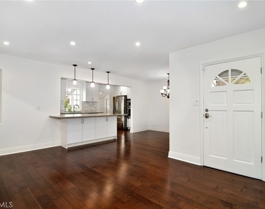 5352 Geyser Avenue - Photo Thumbnail 1